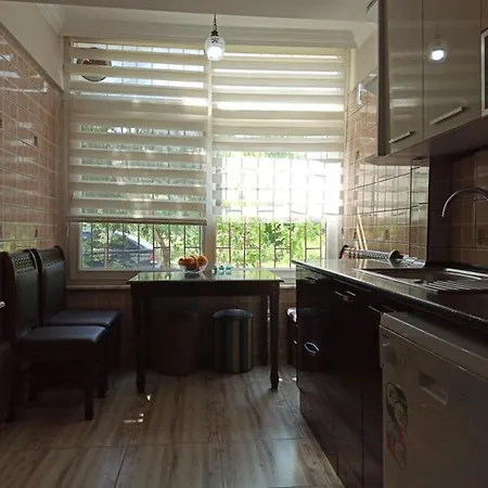 Квартира В Центре Аланьи Apartamento *